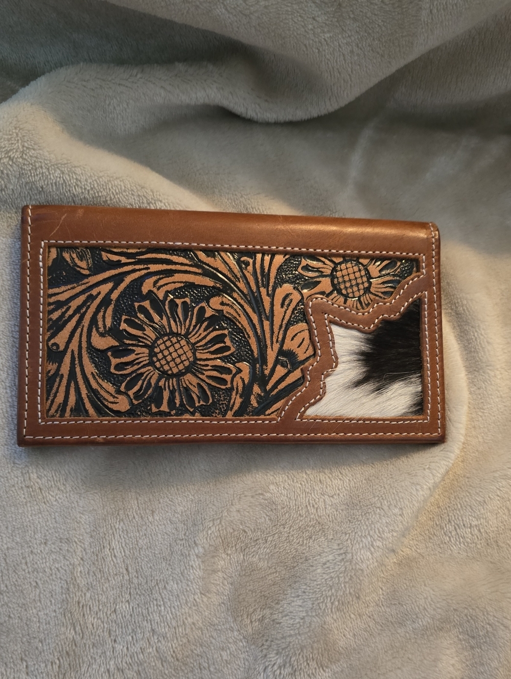 Tooled Leather Floral Wallet with Cowhide Accent - Brown & Black